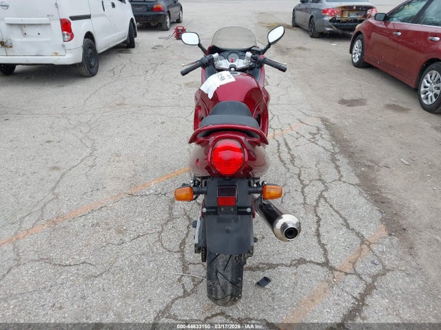 Продажа на аукционе авто 2000 Suzuki Gsx750 F, vin: JS1GR7GA2Y2100820, номер лота: 44633150