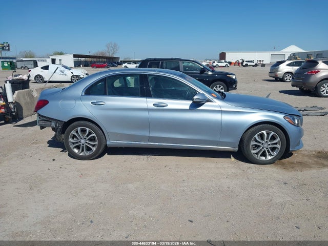 2016 Mercedes-benz C 300 4matic მანქანა იყიდება აუქციონზე, vin: 55SWF4KB5GU108381, აუქციონის ნომერი: 44633194