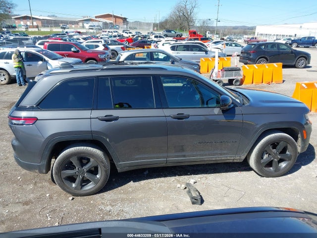 1C4RJHBG0SC268061 Jeep Grand Cherokee Limited 4x4