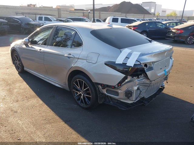 4T1G11AK3RU883188 Toyota CAMRY SE