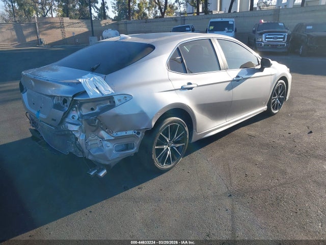 4T1G11AK3RU883188 Toyota CAMRY SE