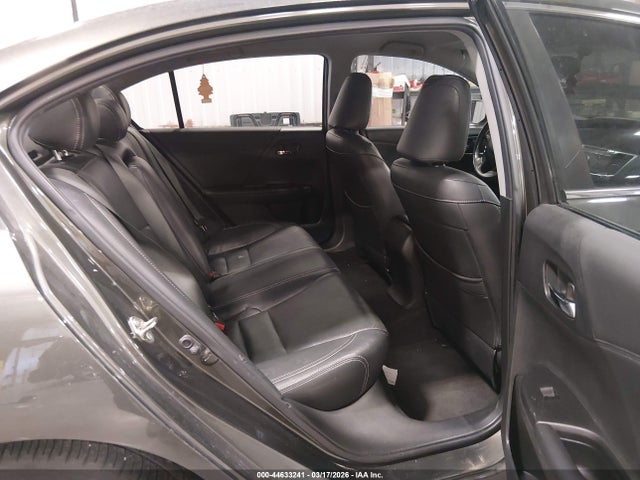 Продажа на аукционе авто 2015 Honda Accord Sport, vin: 1HGCR2F52FA091617, номер лота: 44633241