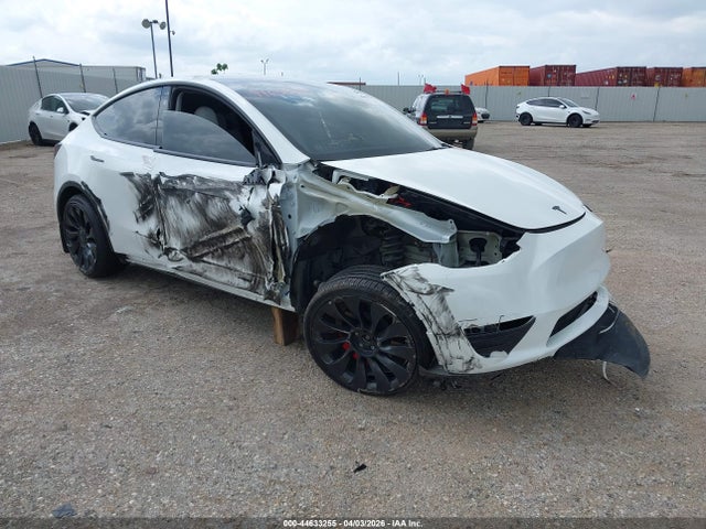 Продаж на аукціоні авто 2023 Tesla Model Y Performance Dual Motor All-wheel Drive, vin: 7SAYGDEFXPF918663, номер лоту: 44633255