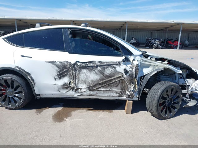 44633255 :رقم المزاد ، 7SAYGDEFXPF918663 vin ، 2023 Tesla Model Y Performance Dual Motor All-wheel Drive مزاد بيع