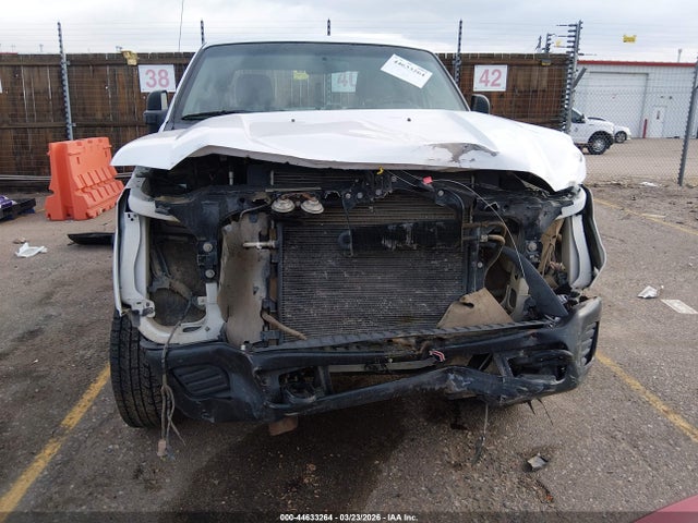 44633264 :رقم المزاد ، 1FT7X2B68BEC11637 vin ، 2011 Ford F-250 Xl مزاد بيع