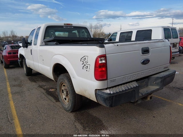 44633264 :رقم المزاد ، 1FT7X2B68BEC11637 vin ، 2011 Ford F-250 Xl مزاد بيع