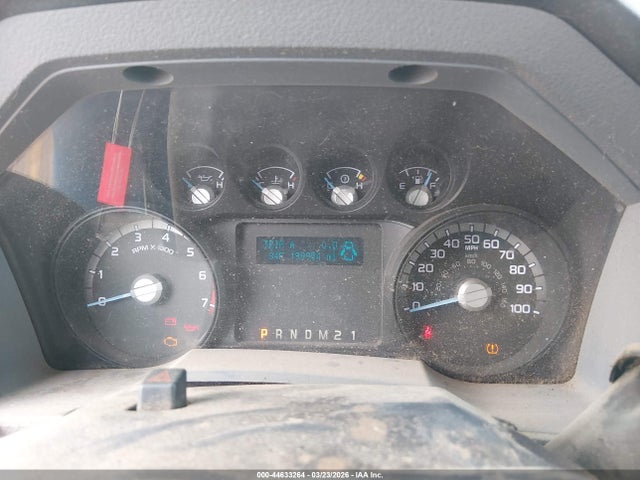 44633264 :رقم المزاد ، 1FT7X2B68BEC11637 vin ، 2011 Ford F-250 Xl مزاد بيع