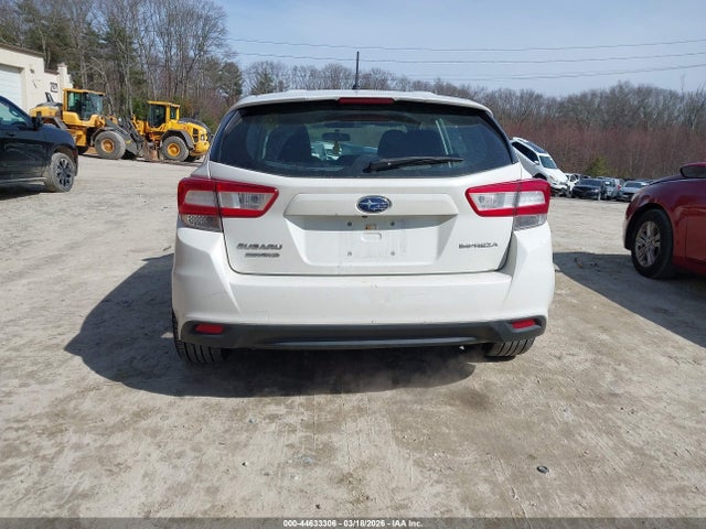 44633306 :رقم المزاد ، 4S3GTAA65J3714527 vin ، 2018 Subaru Impreza 2.0i مزاد بيع