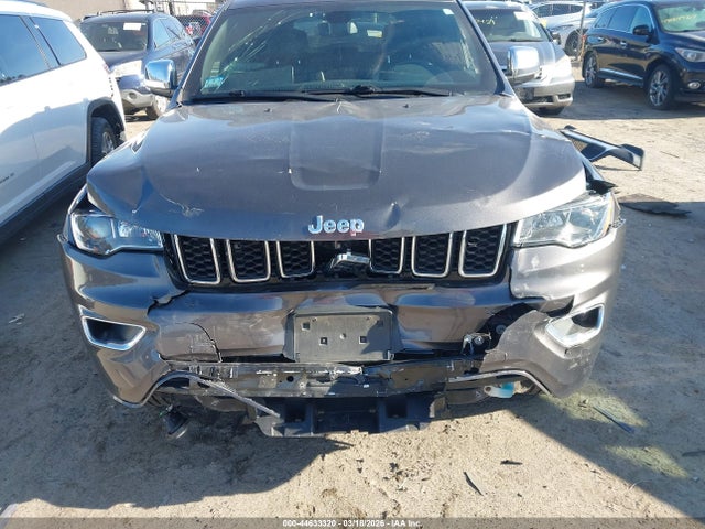 1C4RJFBG3JC511266 Jeep Grand Cherokee Limited 4x4