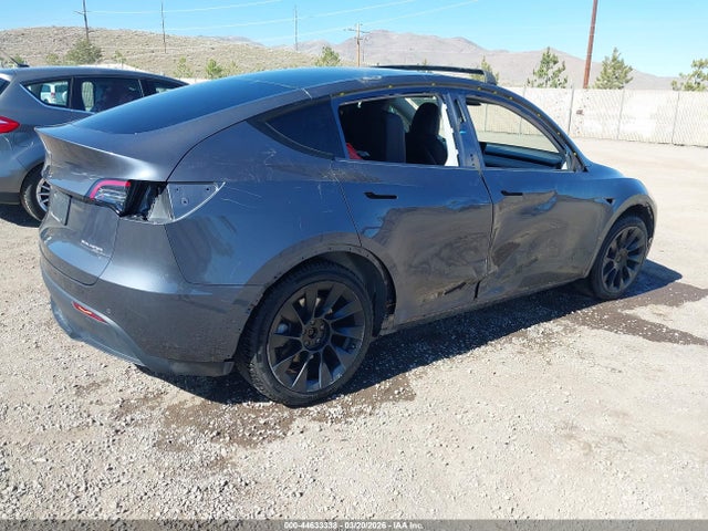 2022 Tesla Model Y Long Range Dual Motor All-wheel Drive მანქანა იყიდება აუქციონზე, vin: 7SAYGAEE6NF551408, აუქციონის ნომერი: 44633338