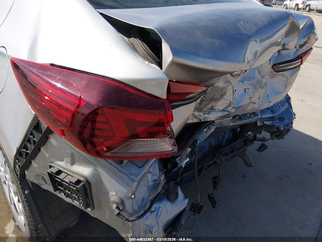 5NPD74LF4LH598976 Hyundai ELANTRA SE