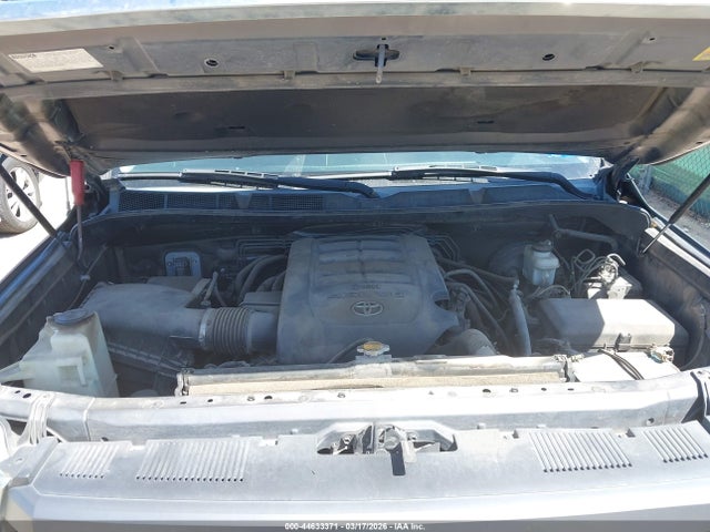 5TFRM5F16EX075051 Toyota Tundra Sr5 4.6l V8