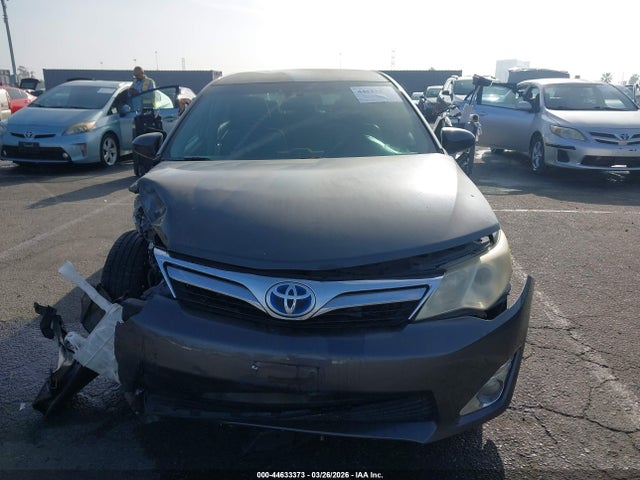 2012 Toyota Camry Hybrid Xle მანქანა იყიდება აუქციონზე, vin: 4T1BD1FK3CU009425, აუქციონის ნომერი: 44633373