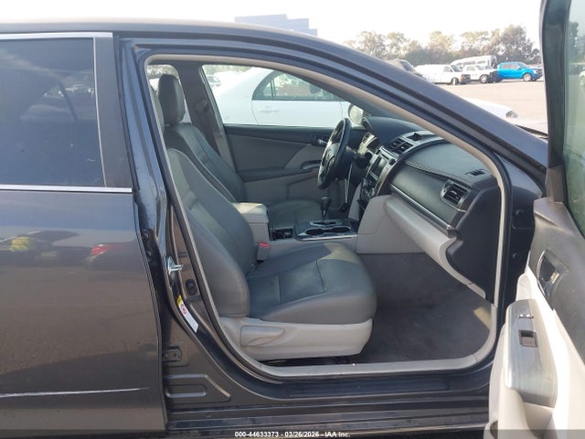 2012 Toyota Camry Hybrid Xle მანქანა იყიდება აუქციონზე, vin: 4T1BD1FK3CU009425, აუქციონის ნომერი: 44633373
