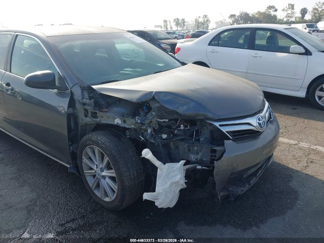 2012 Toyota Camry Hybrid Xle მანქანა იყიდება აუქციონზე, vin: 4T1BD1FK3CU009425, აუქციონის ნომერი: 44633373