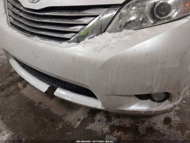 Продажа на аукционе авто 2017 Toyota Sienna Xle 8 Passenger, vin: 5TDYZ3DC4HS812165, номер лота: 44633382