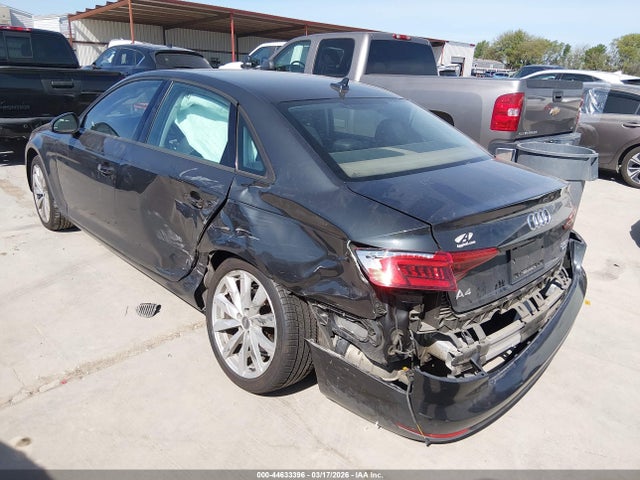 2017 AUDI A4 WAUGMAF44HN062354 Photo 2