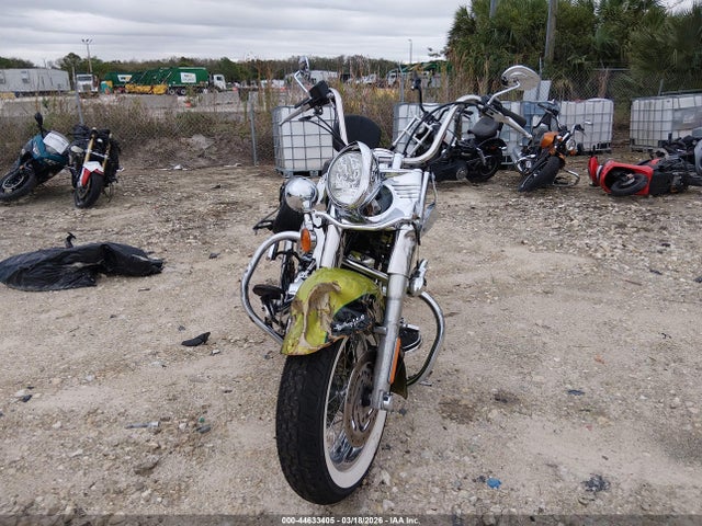 2011 HARLEY-DAVIDSON FLSTC 1HD1BW511BB035431 Photo 4