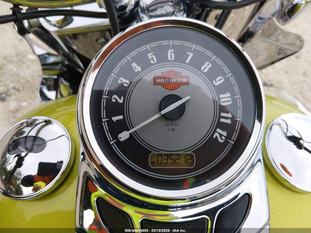 2011 HARLEY-DAVIDSON FLSTC 1HD1BW511BB035431 Photo 6