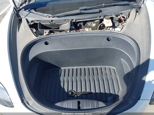 Продажа на аукционе авто 2022 Tesla Model 3 Rear-wheel Drive, vin: 5YJ3E1EAXNF245676, номер лота: 44633414