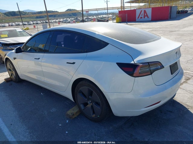 Продажа на аукционе авто 2022 Tesla Model 3 Rear-wheel Drive, vin: 5YJ3E1EAXNF245676, номер лота: 44633414