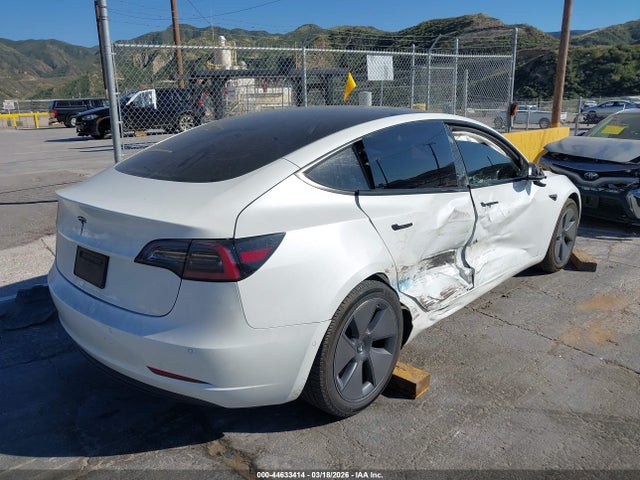 Продажа на аукционе авто 2022 Tesla Model 3 Rear-wheel Drive, vin: 5YJ3E1EAXNF245676, номер лота: 44633414