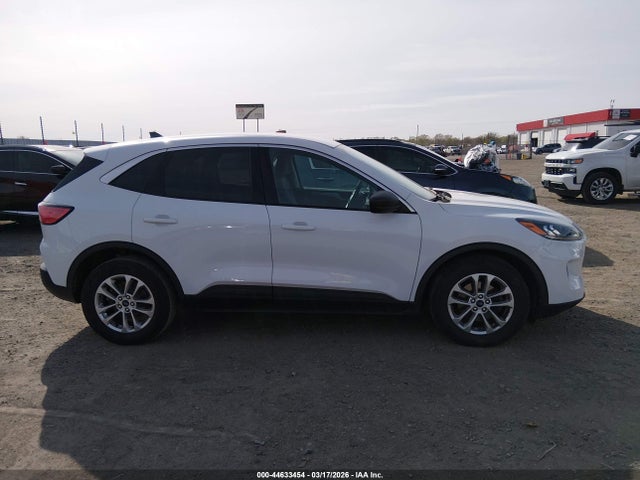 Продаж на аукціоні авто 2022 Ford Escape Se, vin: 1FMCU0G60NUB00428, номер лоту: 44633454