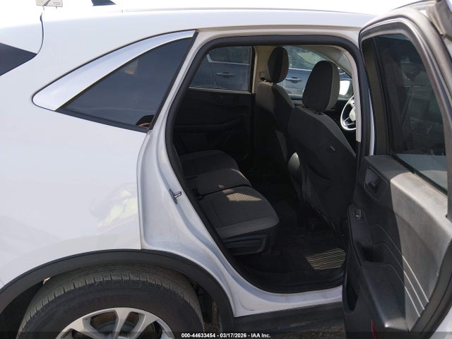 Продаж на аукціоні авто 2022 Ford Escape Se, vin: 1FMCU0G60NUB00428, номер лоту: 44633454