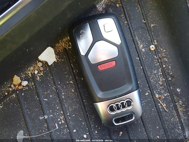 2017 Audi Q7 3.0t Premium მანქანა იყიდება აუქციონზე, vin: WA1LAAF70HD014354, აუქციონის ნომერი: 44633486