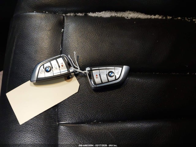 44633594 :رقم المزاد ، 5UXKR0C52F0K71719 vin ، 2015 Bmw X5 Xdrive35i مزاد بيع