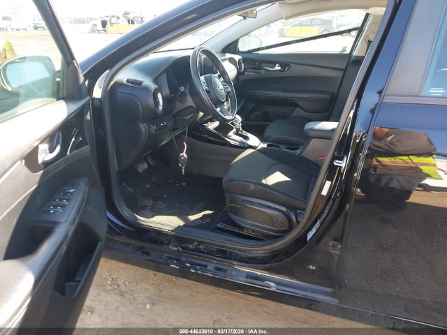 3KPF34ADXKE105228 KIA FORTE S