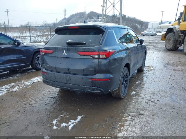Продаж на аукціоні авто 2024 Mitsubishi Outlander Se Black Edition W/pano Roof S-awc, vin: JA4J4VA8XRZ066018, номер лоту: 44633621