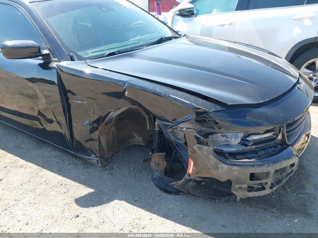 2C3CDXCT8FH889512 Dodge Charger Road/track