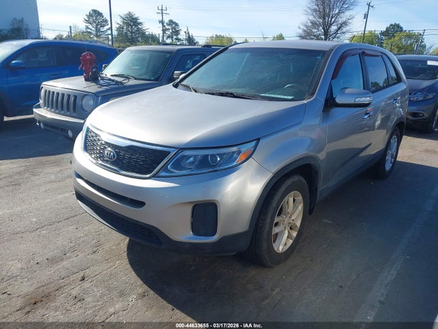 44633655 :رقم المزاد ، 5XYKT4A68EG428460 vin ، 2014 Kia Sorento Lx مزاد بيع