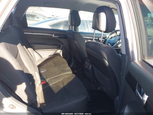 44633655 :رقم المزاد ، 5XYKT4A68EG428460 vin ، 2014 Kia Sorento Lx مزاد بيع