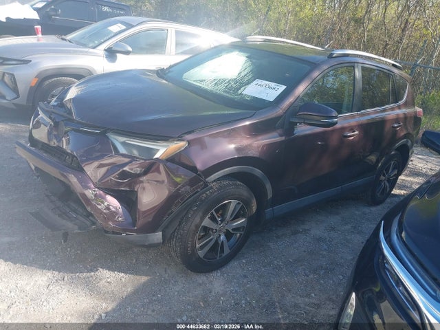 2T3WFREV8GW295033 Toyota Rav4 Xle