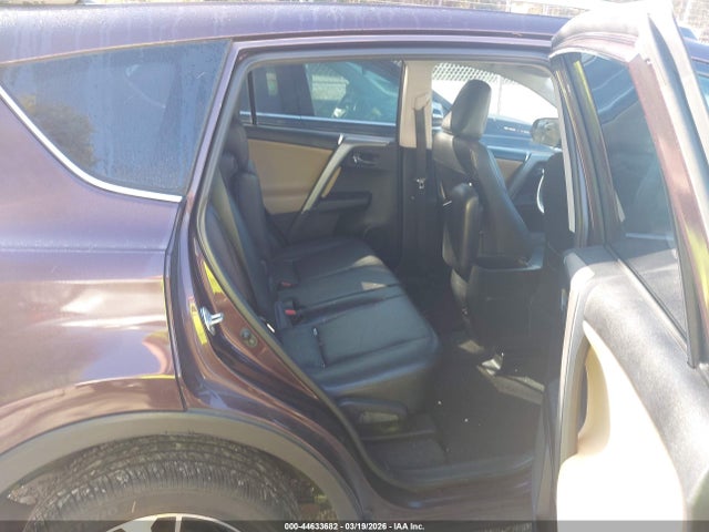 2T3WFREV8GW295033 Toyota Rav4 Xle