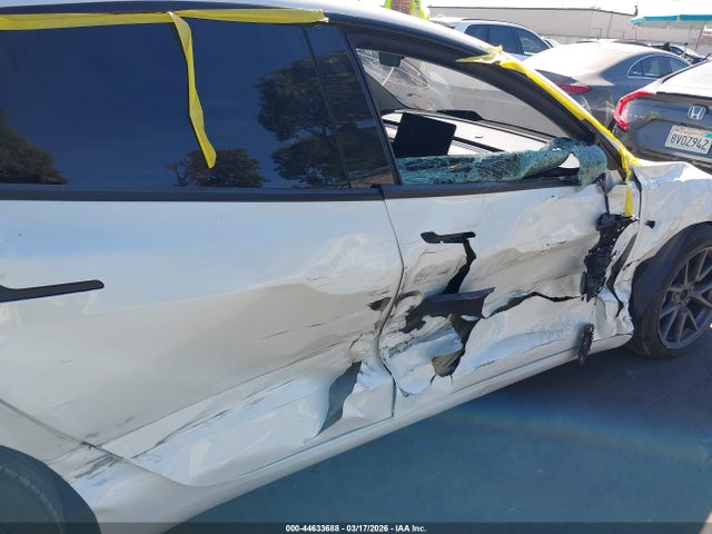 Продажа на аукционе авто 2023 Tesla Model 3 Rear-wheel Drive, vin: 5YJ3E1EA1PF711191, номер лота: 44633688