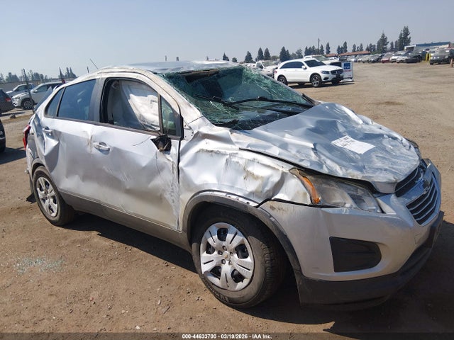3GNCJKSB6FL217723 Chevrolet Trax 1ls