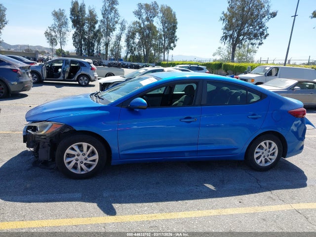 KMHD74LF7HU417605 Hyundai ELANTRA SE