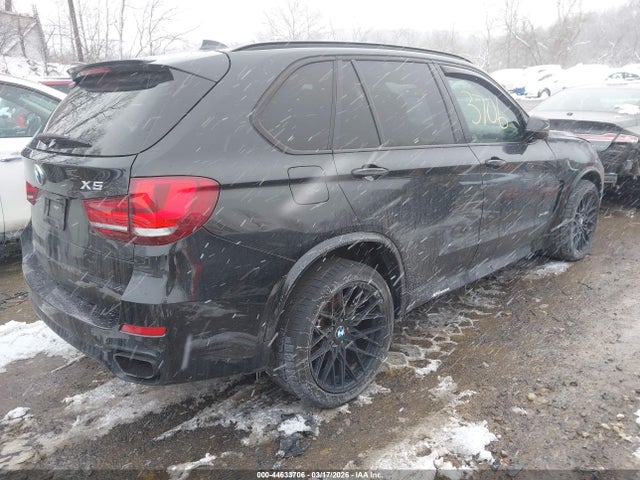 2016 BMW X5 5UXKR6C56G0J83065 Photo 3