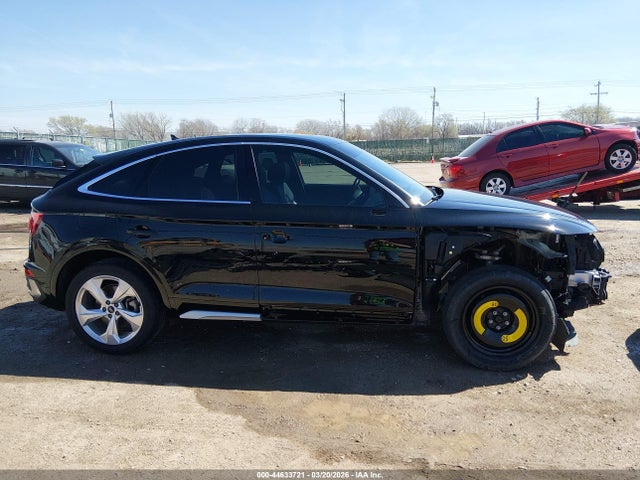 44633721 :رقم المزاد ، WA15AAFYXM2082815 vin ، 2021 Audi Q5 Sportback Premium Plus 45 Tfsi Quattro S Tronic مزاد بيع