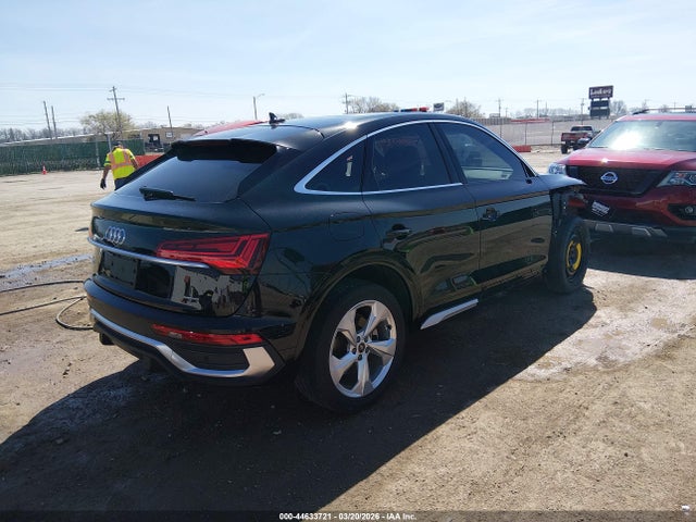 44633721 :رقم المزاد ، WA15AAFYXM2082815 vin ، 2021 Audi Q5 Sportback Premium Plus 45 Tfsi Quattro S Tronic مزاد بيع