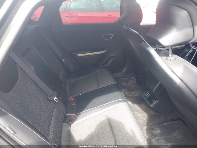 44633750 :رقم المزاد ، 3KPFW4DE2SE047448 vin ، 2025 Kia K4 Gt-line مزاد بيع