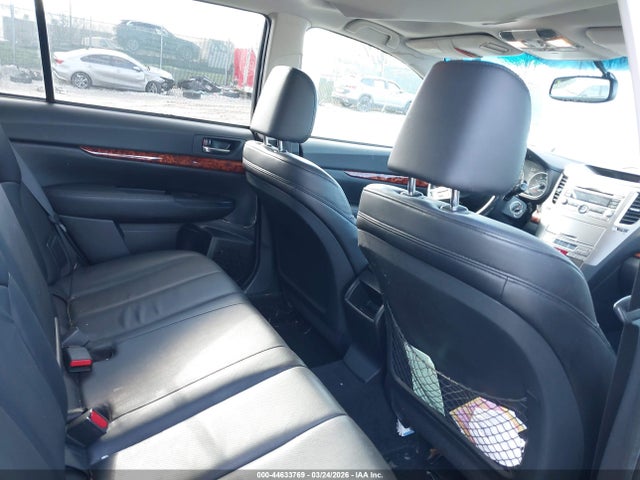 Продажа на аукционе авто 2011 Subaru Outback 2.5i Limited, vin: 4S4BRBKC9B3343775, номер лота: 44633769