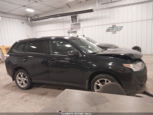 Продаж на аукціоні авто 2014 Mitsubishi Outlander Se, vin: JA4AZ3A30EZ012845, номер лоту: 44633774