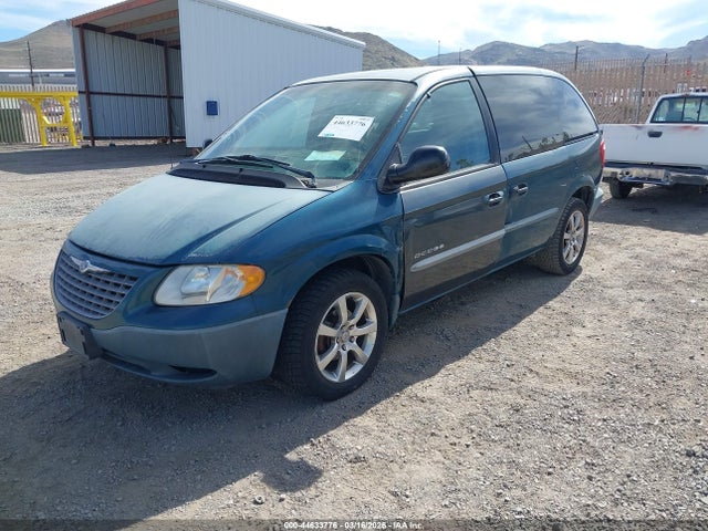 2002 CHRYSLER VOYAGER 1C4GJ25BX2B538844 Photo 1
