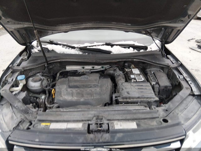 44633828 :رقم المزاد ، 3VV2B7AX4JM036264 vin ، 2018 Volkswagen Tiguan 2.0t Se/2.0t Sel مزاد بيع