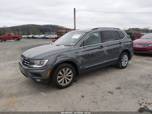 44633828 :رقم المزاد ، 3VV2B7AX4JM036264 vin ، 2018 Volkswagen Tiguan 2.0t Se/2.0t Sel مزاد بيع