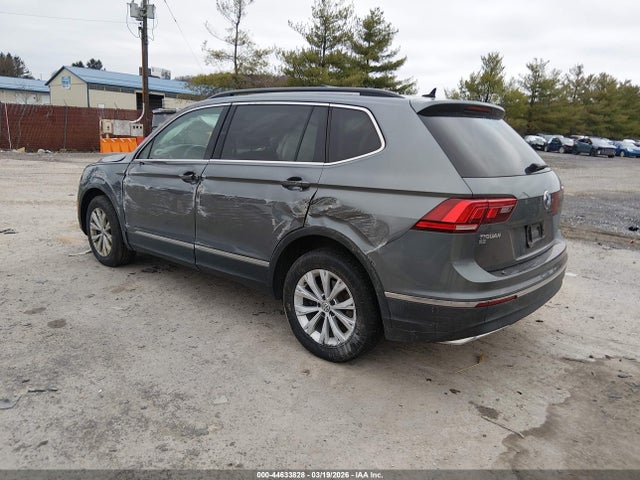 44633828 :رقم المزاد ، 3VV2B7AX4JM036264 vin ، 2018 Volkswagen Tiguan 2.0t Se/2.0t Sel مزاد بيع
